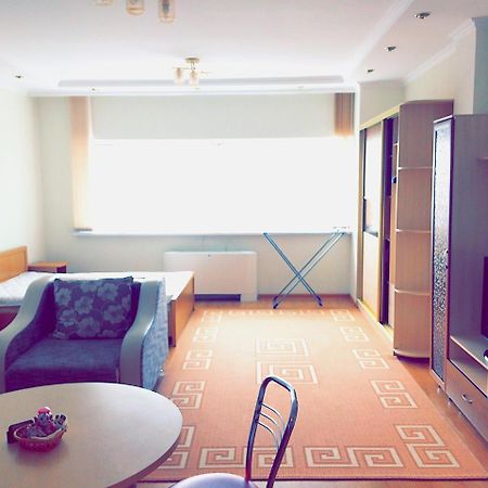 Amasing Apartment On Dostyk 5 Str Astana Bagian luar foto